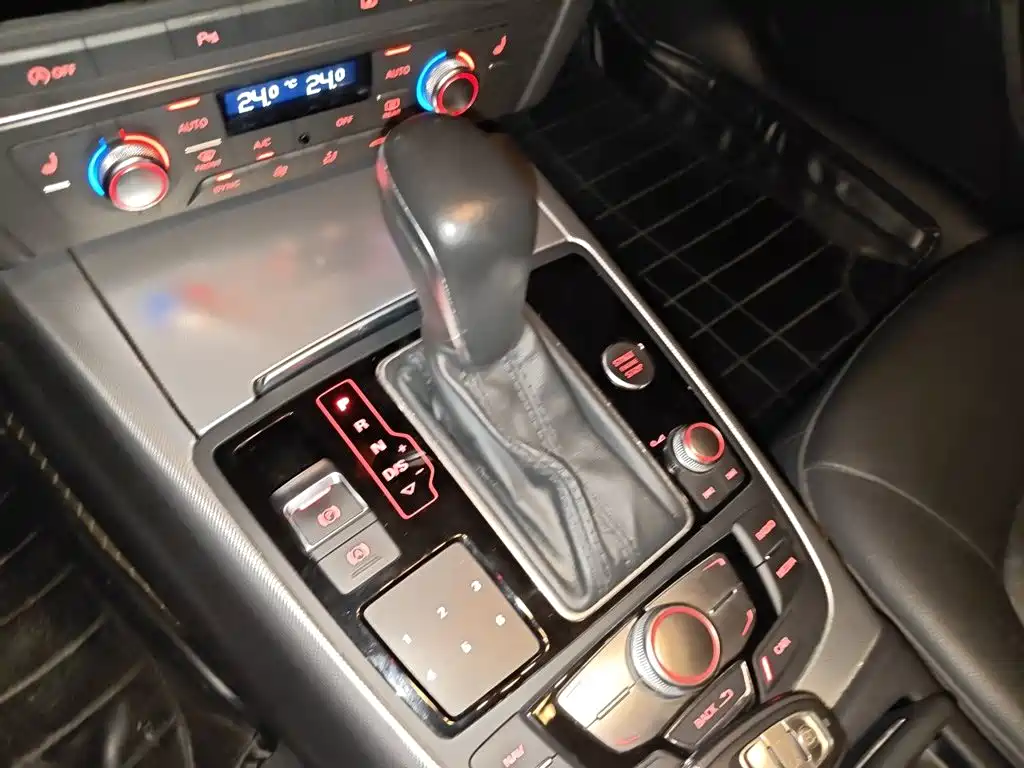 Audi A6L — миниатюра 15