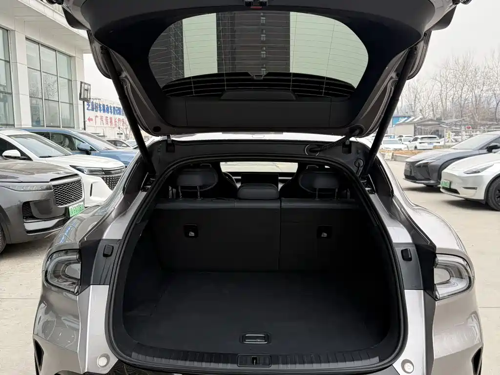 XIAOMI CAR XIAOMI YU7