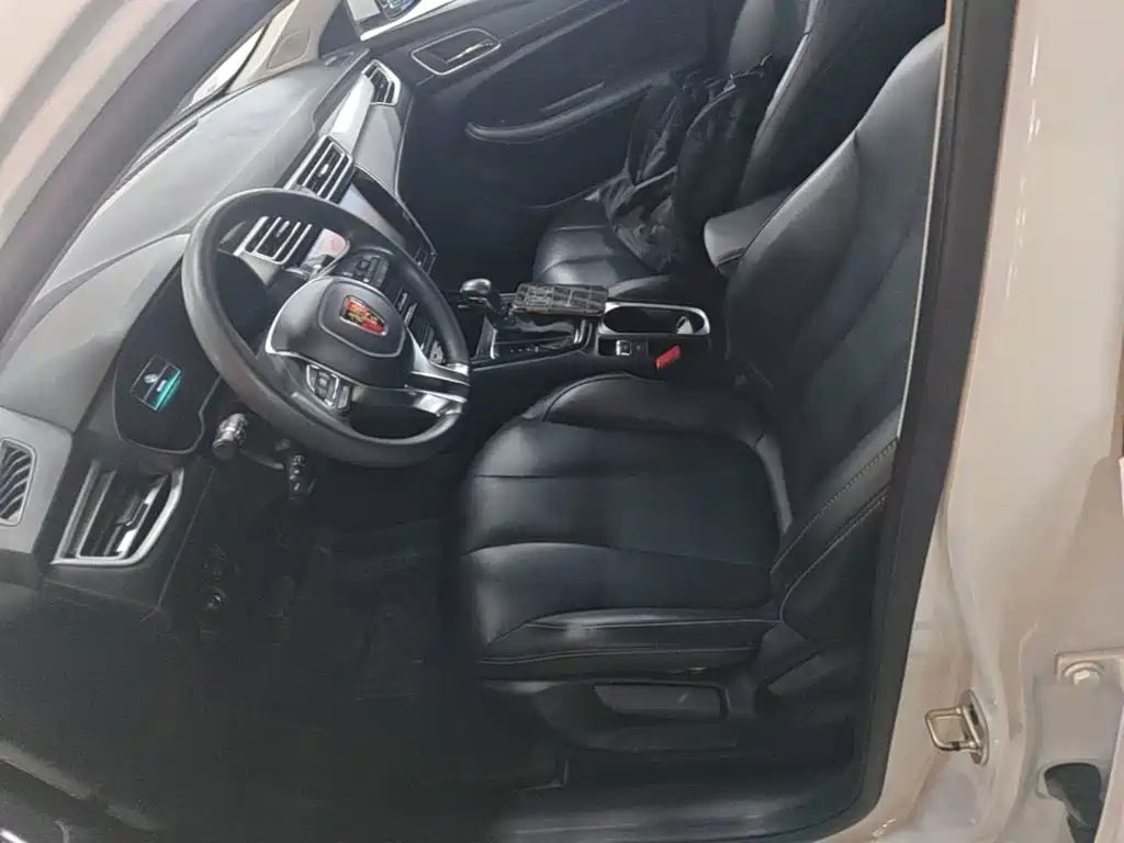 Roewe i5 — миниатюра 11