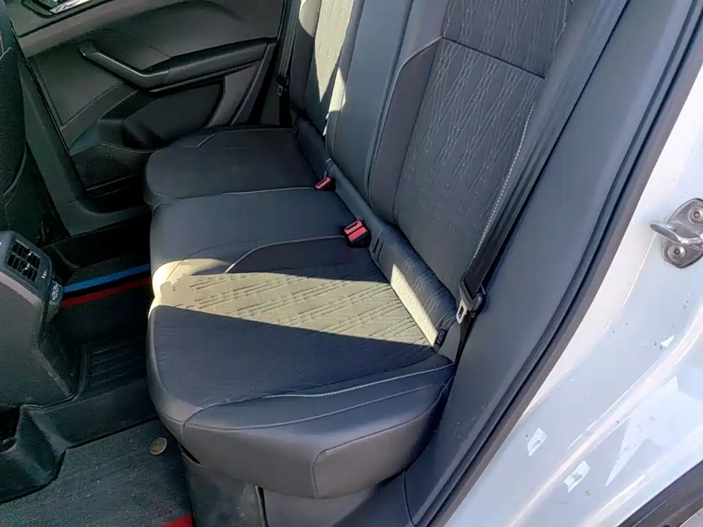 Volkswagen T-Cross - фото 17