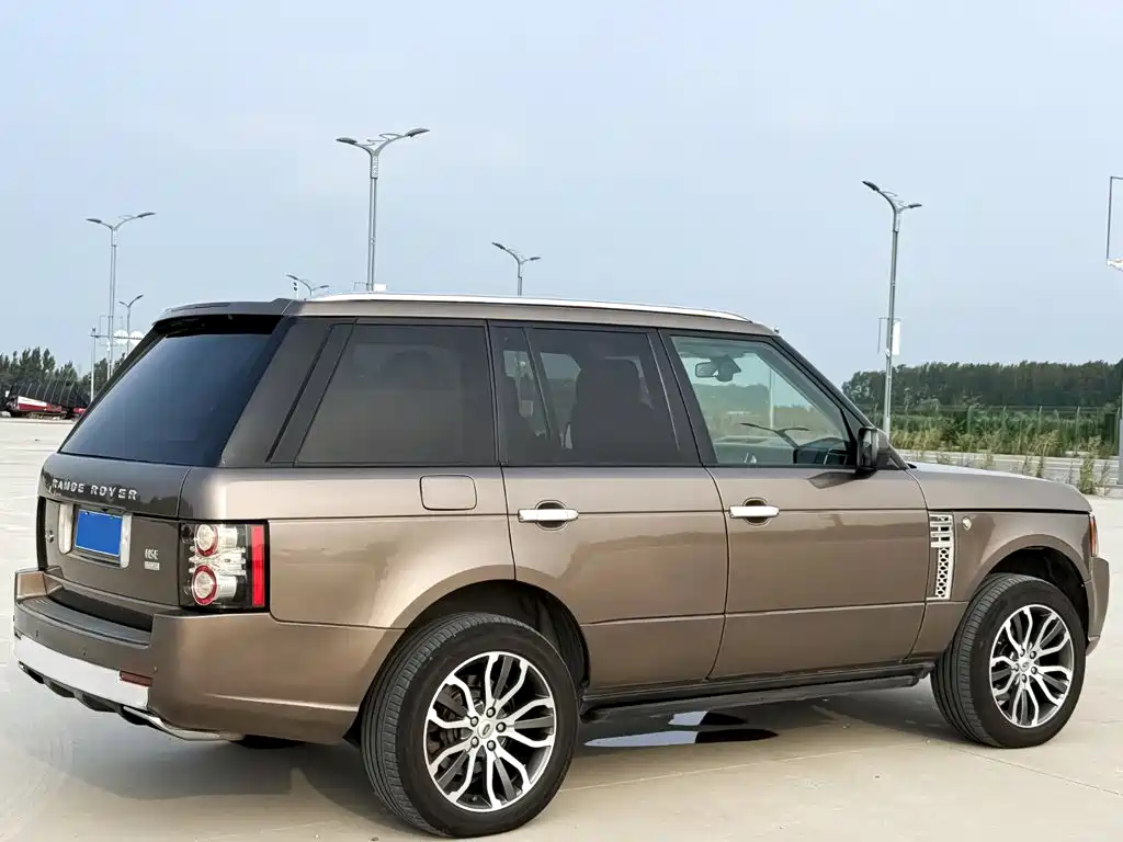 Land Rover Range Rover — миниатюра 7