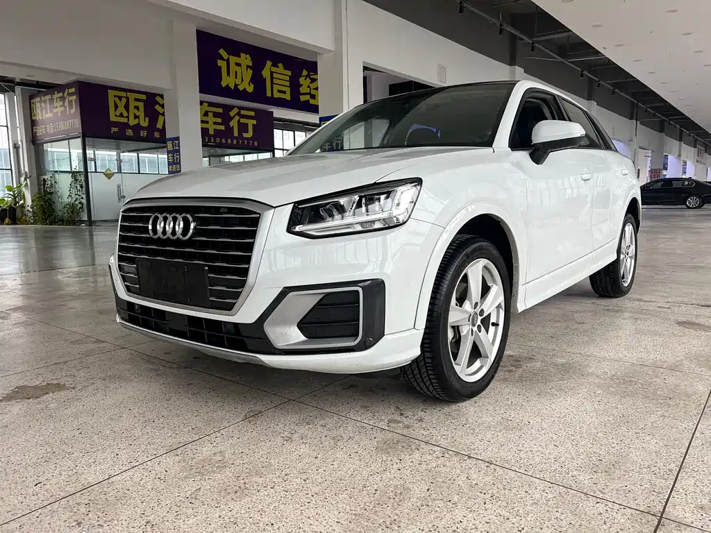 Audi Q2L 2021