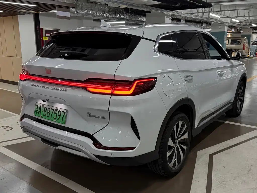 BYD PLUS New Energy — миниатюра 4