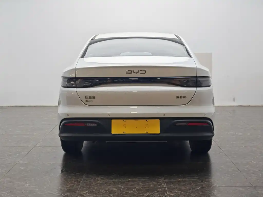 BYD Seal 05 DM-i — миниатюра 6