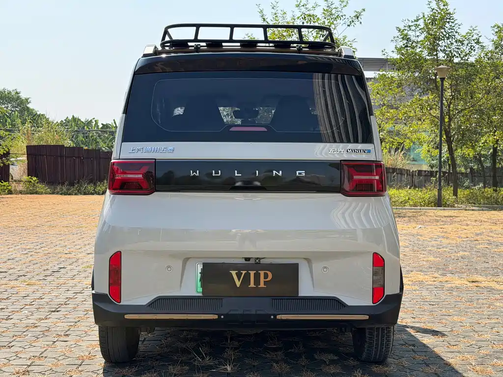 Wuling MINIEV — миниатюра 5