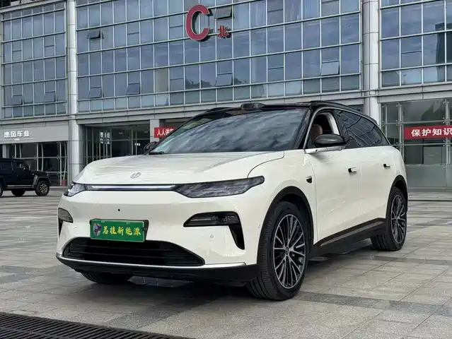 2025 Leapmotor C11