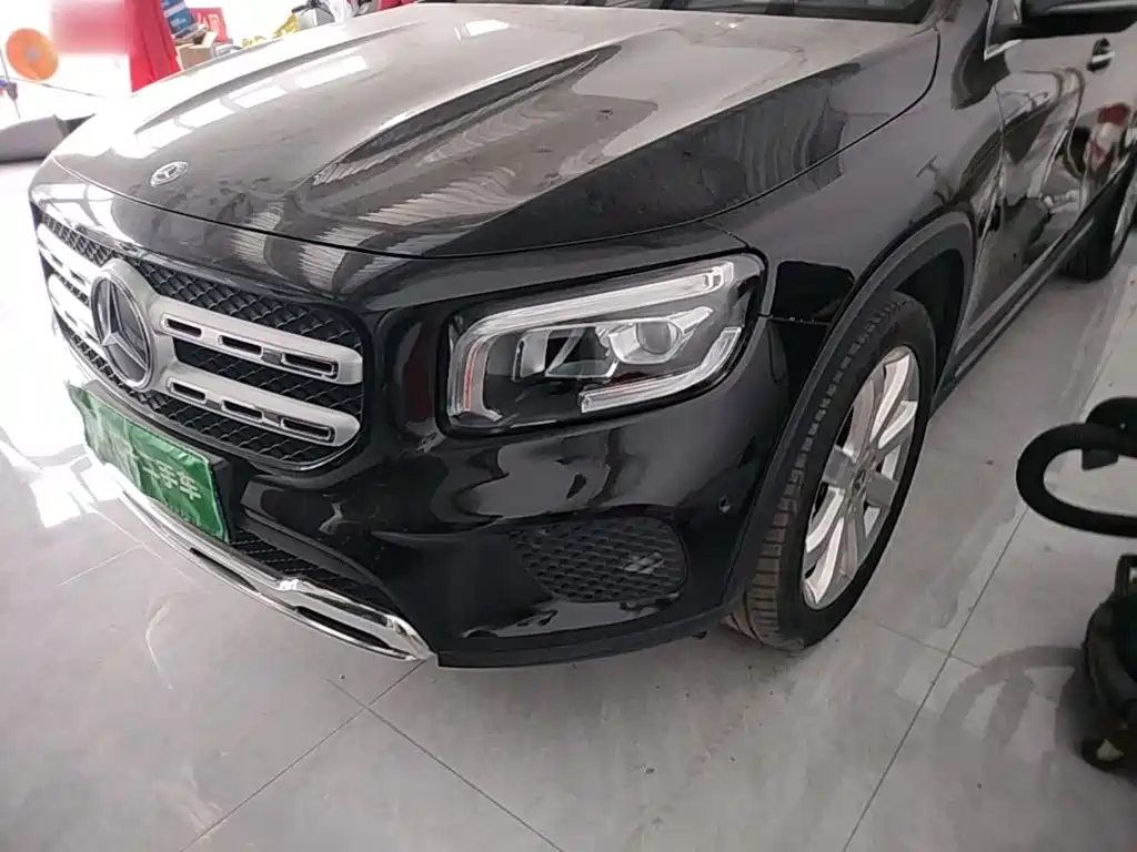 Mercedes-Benz GLB — миниатюра 24