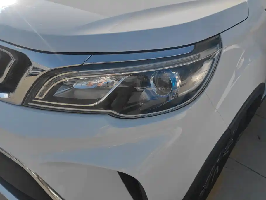 Geely Vision X3 — миниатюра 5