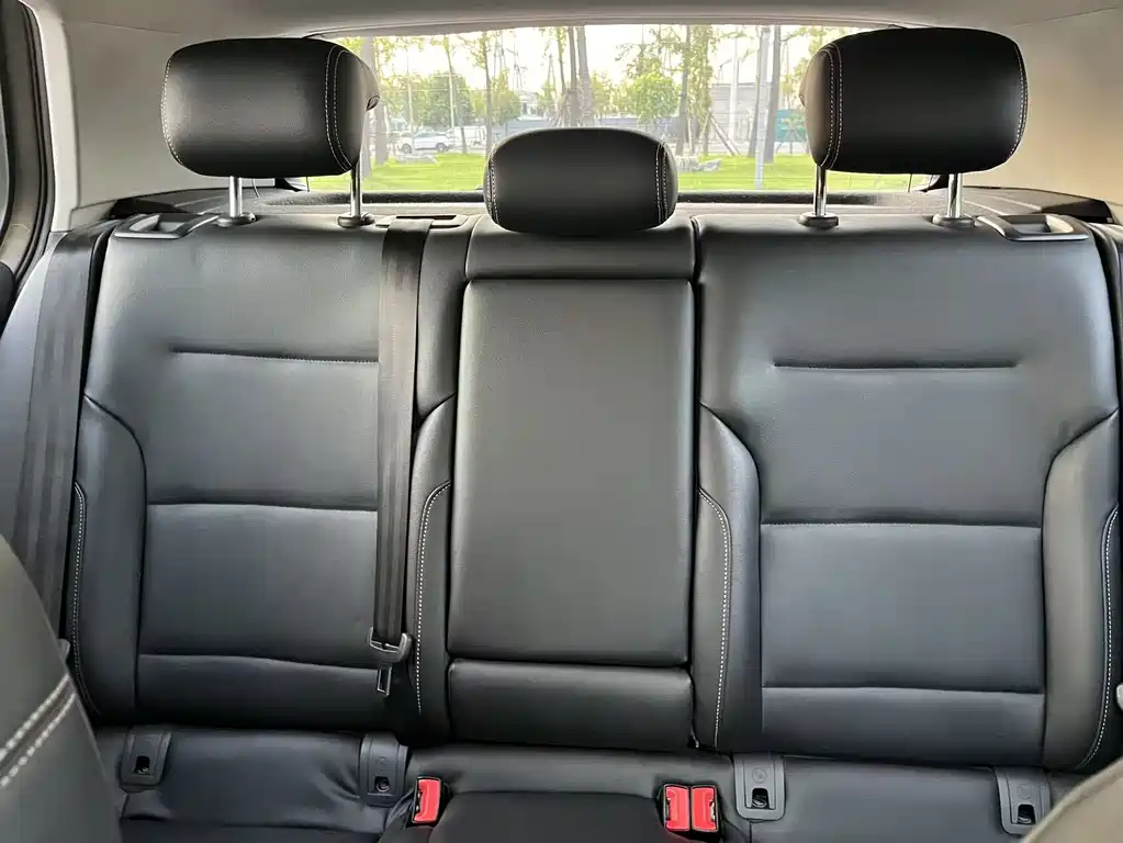 Volkswagen Golf — миниатюра 5