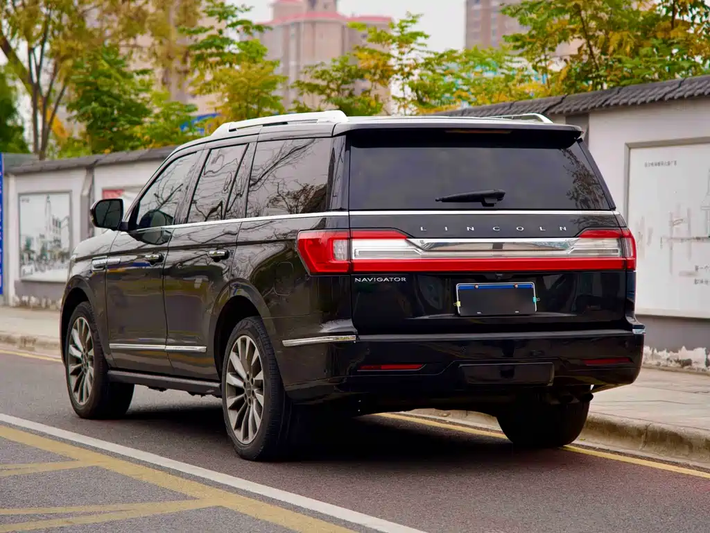 Lincoln Navigator 2018 3.5T V