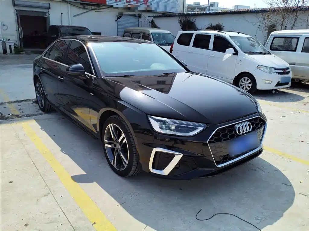 Audi A4L 2021