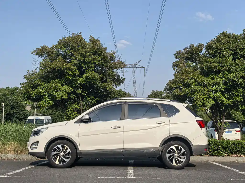 Baojun 560 — миниатюра 5
