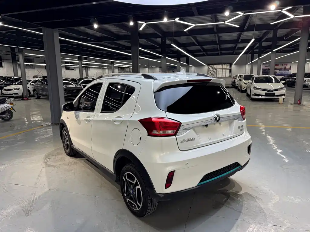 BAIC New Energy EC3 — миниатюра 13