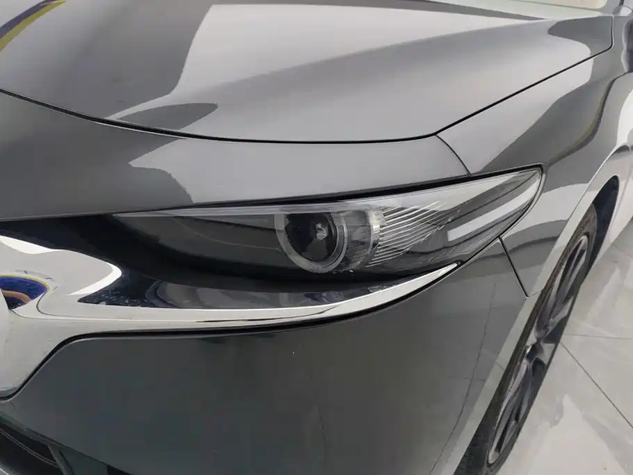 Mazda 3 Axela — миниатюра 5