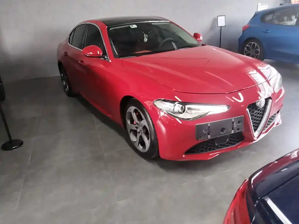 Alfa Romeo Giulia — миниатюра 4