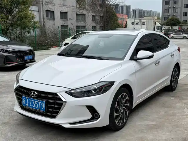 Hyundai Elantra Langdong