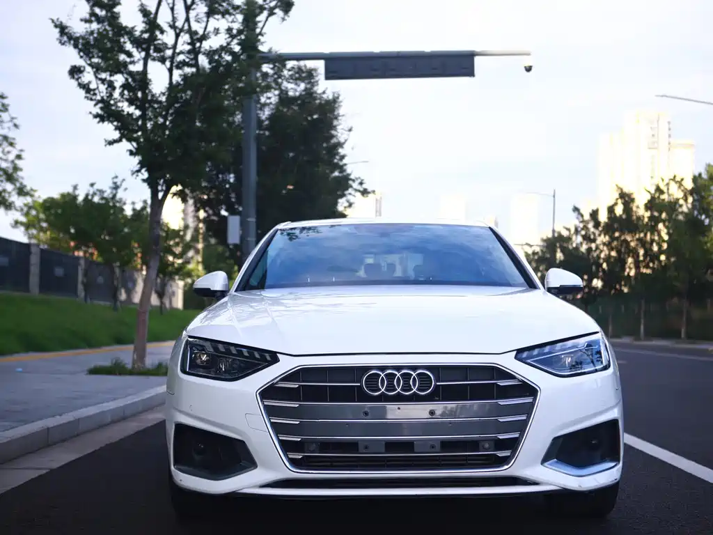 Audi A4L — миниатюра 2