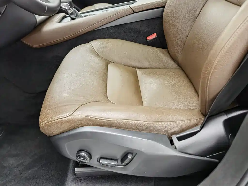 Volvo XC90 — миниатюра 20