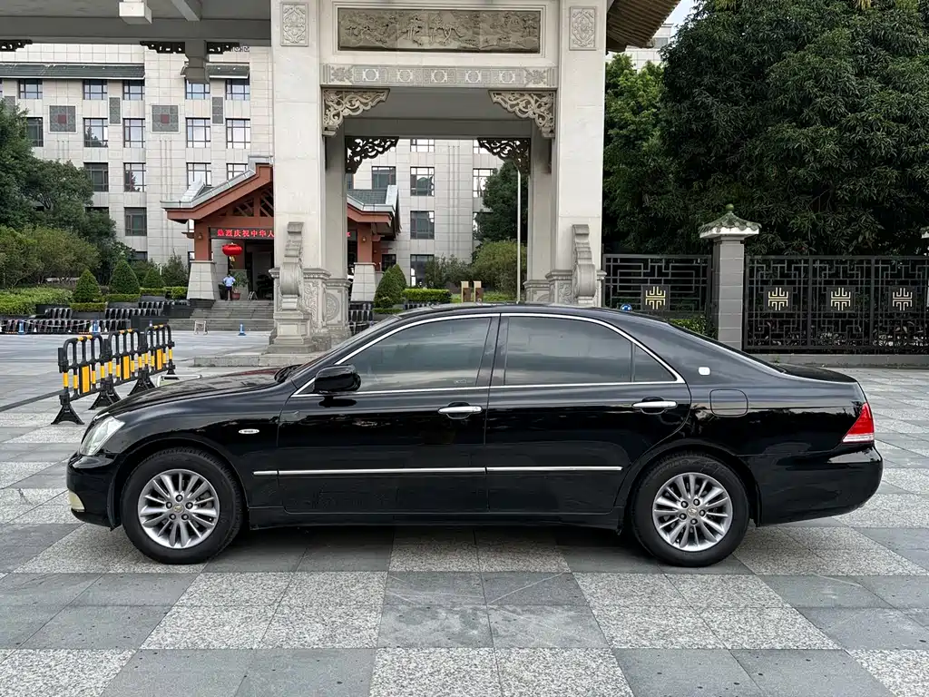 Toyota Crown 2009 2.5L Royal