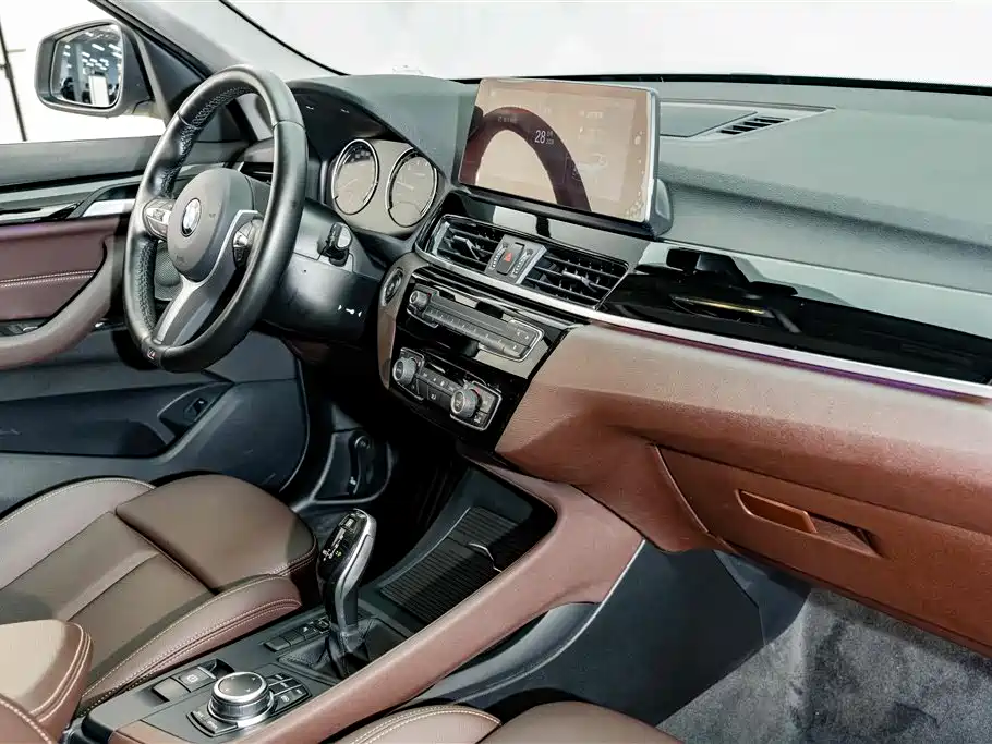BMW X1 — миниатюра 17