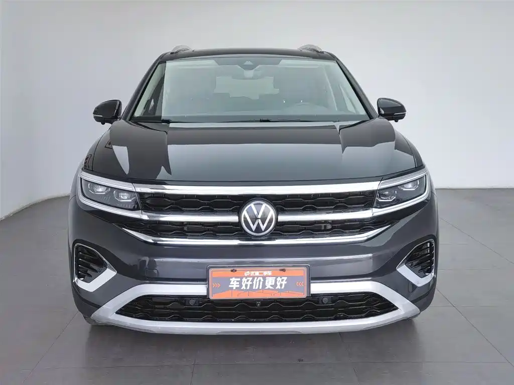 Volkswagen Viloran 2022 530TSI Flagship Pro 6 мест
