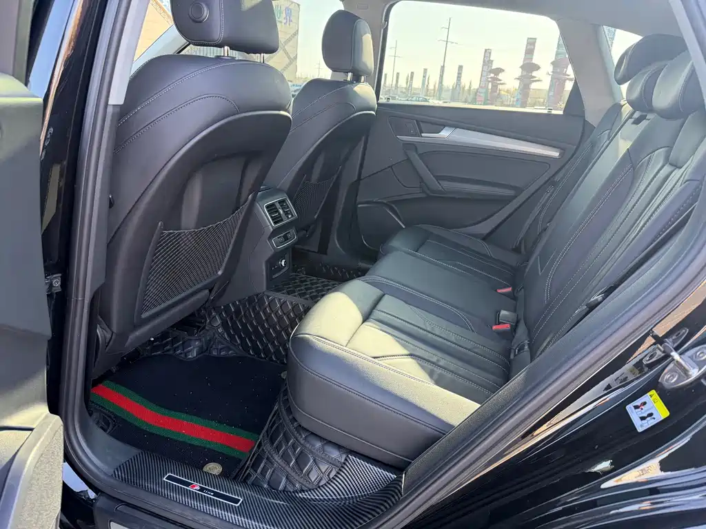 Audi Q5L — миниатюра 9