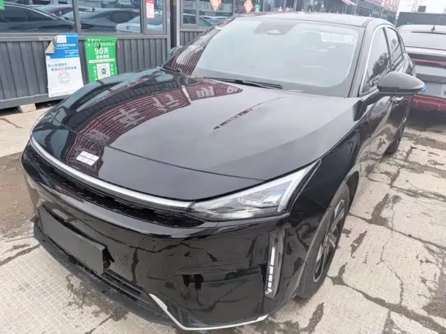 2025 Geely Galaxy L6