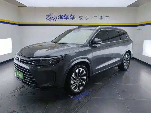 AITO M7