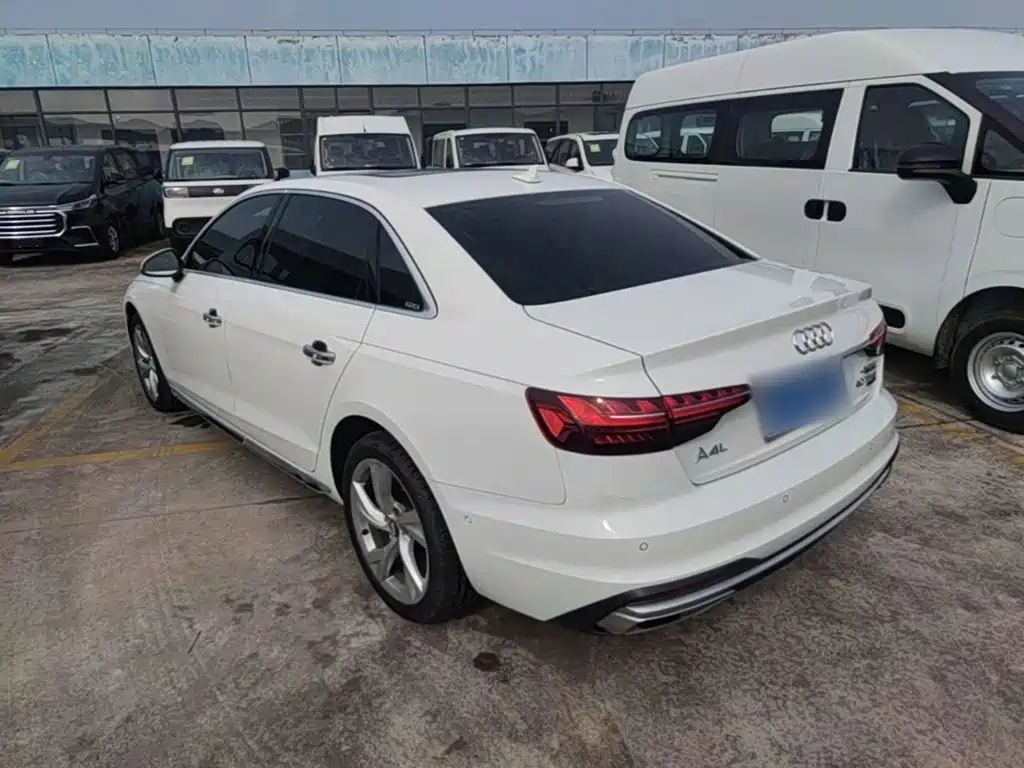 Audi A4L — миниатюра 5