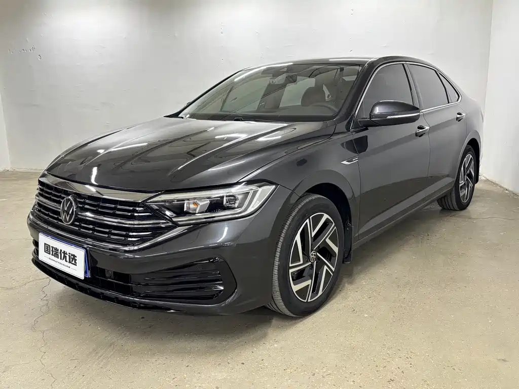 Volkswagen Sagitar 2022