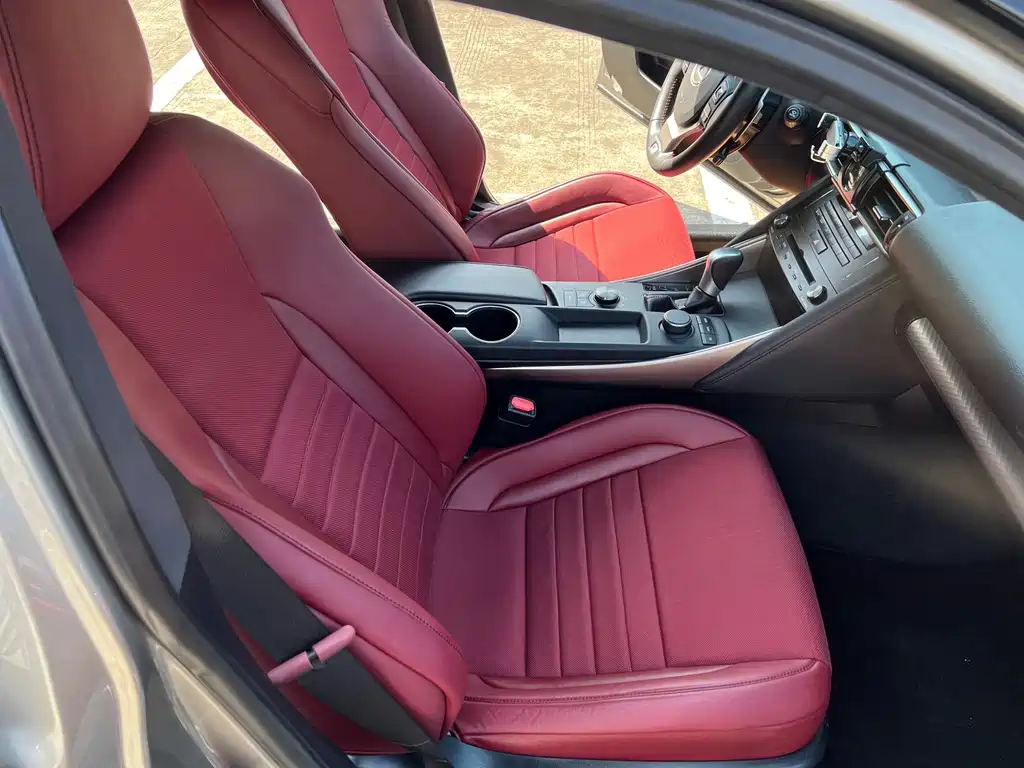 Lexus IS — миниатюра 8