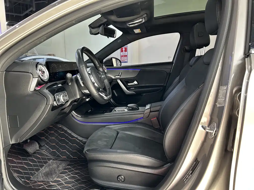 MERCEDES-BENZ A CLASS