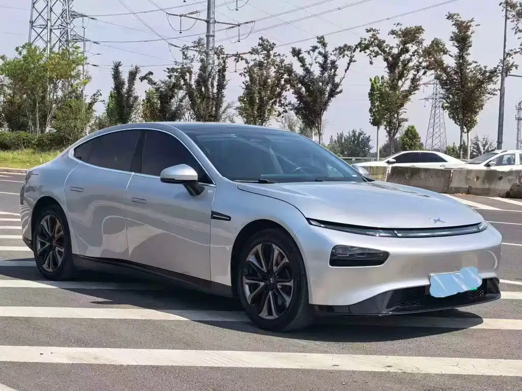 XPeng P7 — миниатюра 3