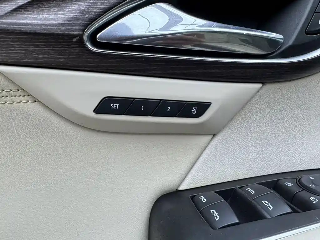 Buick Envision S — миниатюра 6
