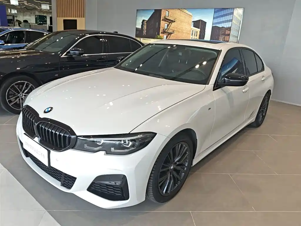 BMW 3 Series 2021