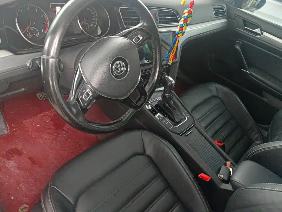 Volkswagen Lamando — миниатюра 12