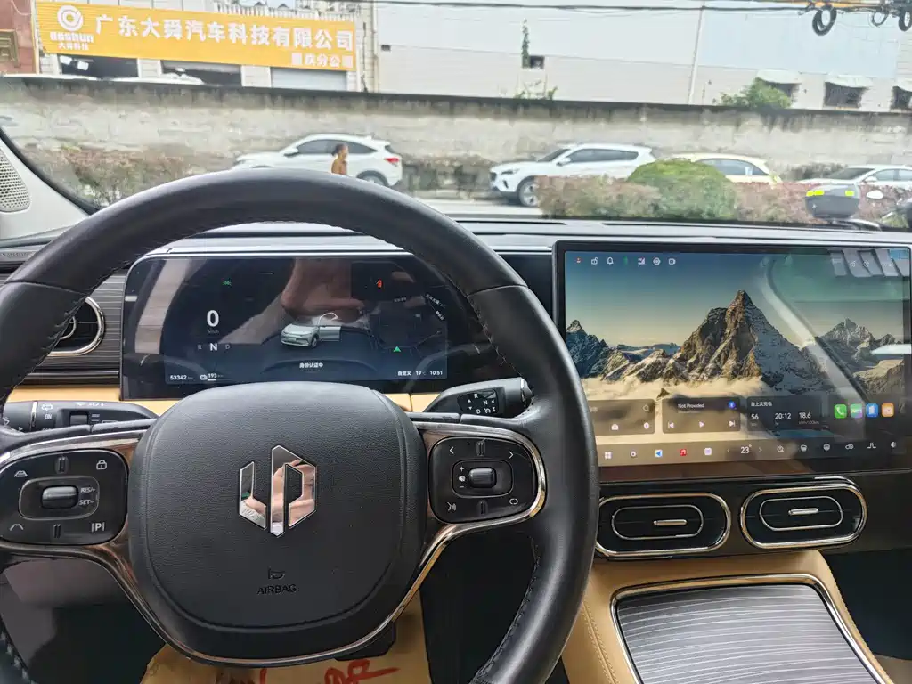 Leapmotor Leapmotor C11 — миниатюра 10