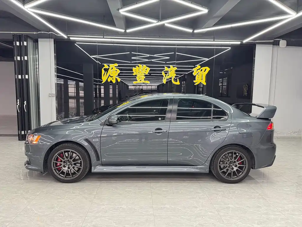 Mitsubishi Lancer 2015 EVOLUTION