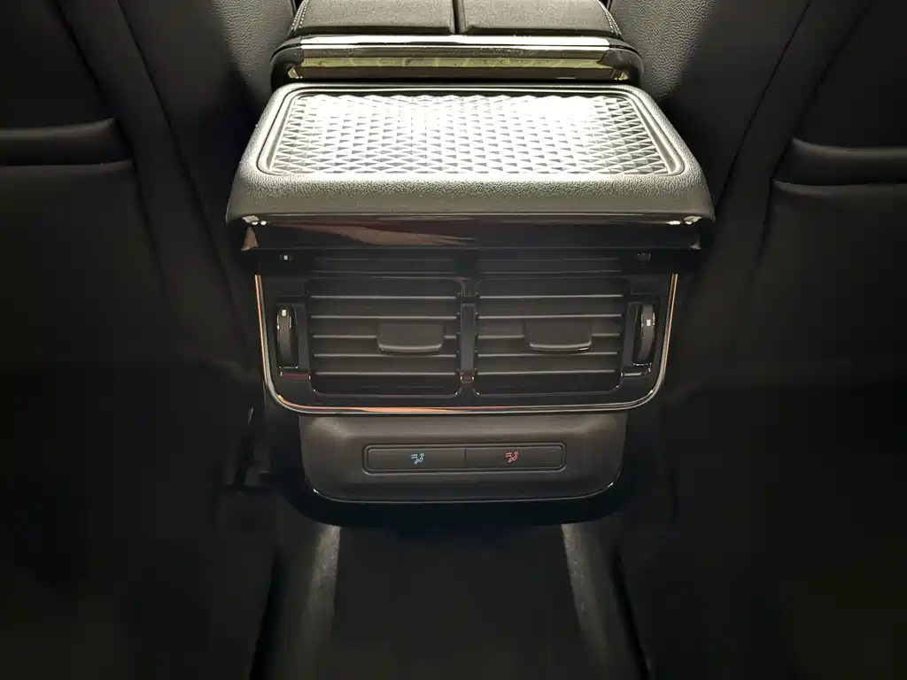 Land Rover Evoque — миниатюра 20