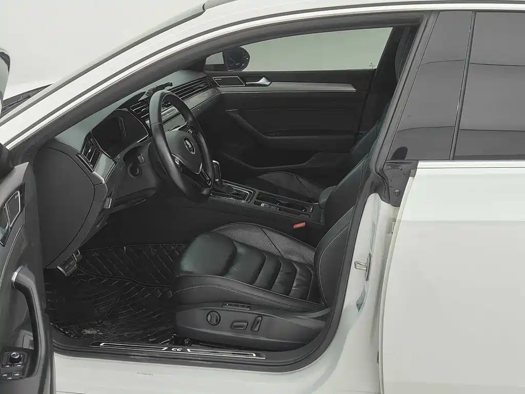 Volkswagen FAW - Passat CC CC 2020 330TSI VI
