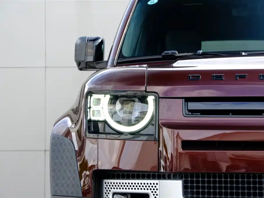 Land Rover Defender — миниатюра 17