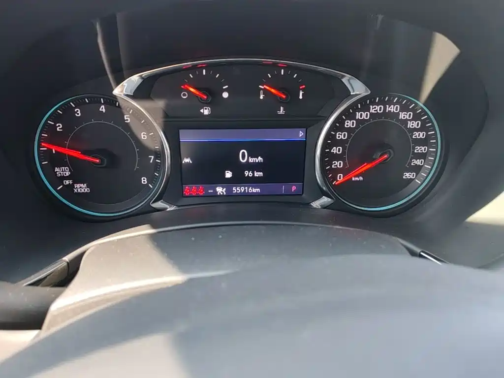 Chevrolet Equinox — миниатюра 17