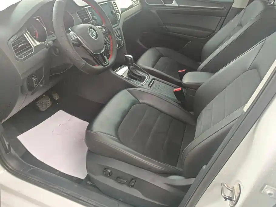 Volkswagen Golf Sportsvan — миниатюра 9
