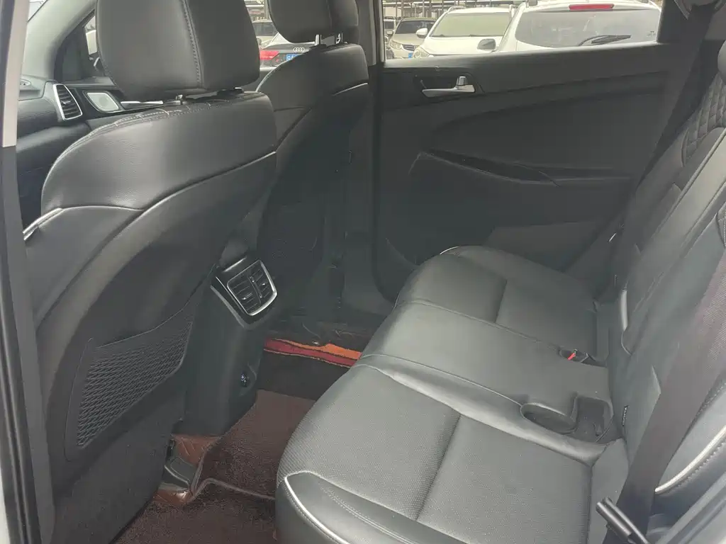 Hyundai Tucson — миниатюра 6