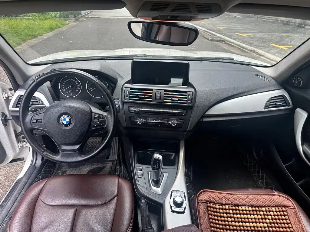 BMW 1 Series (Import) — миниатюра 9
