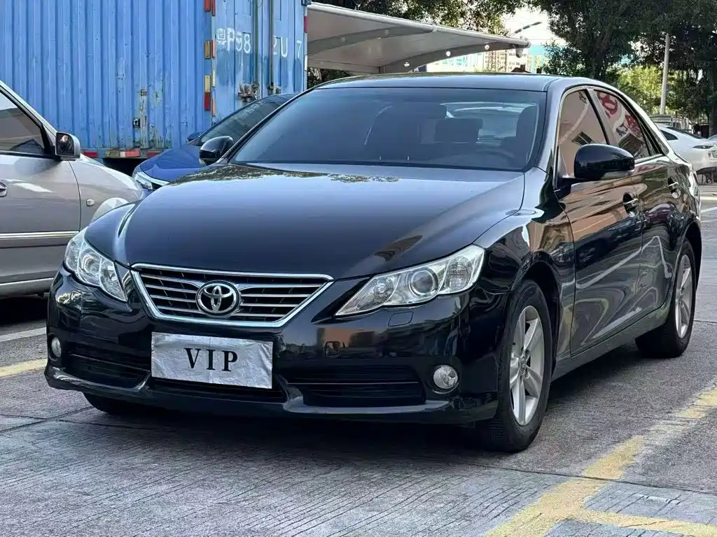 Toyota Reiz — миниатюра 3