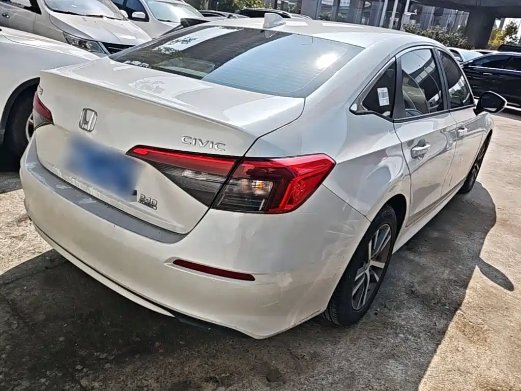 Honda Civic — миниатюра 7