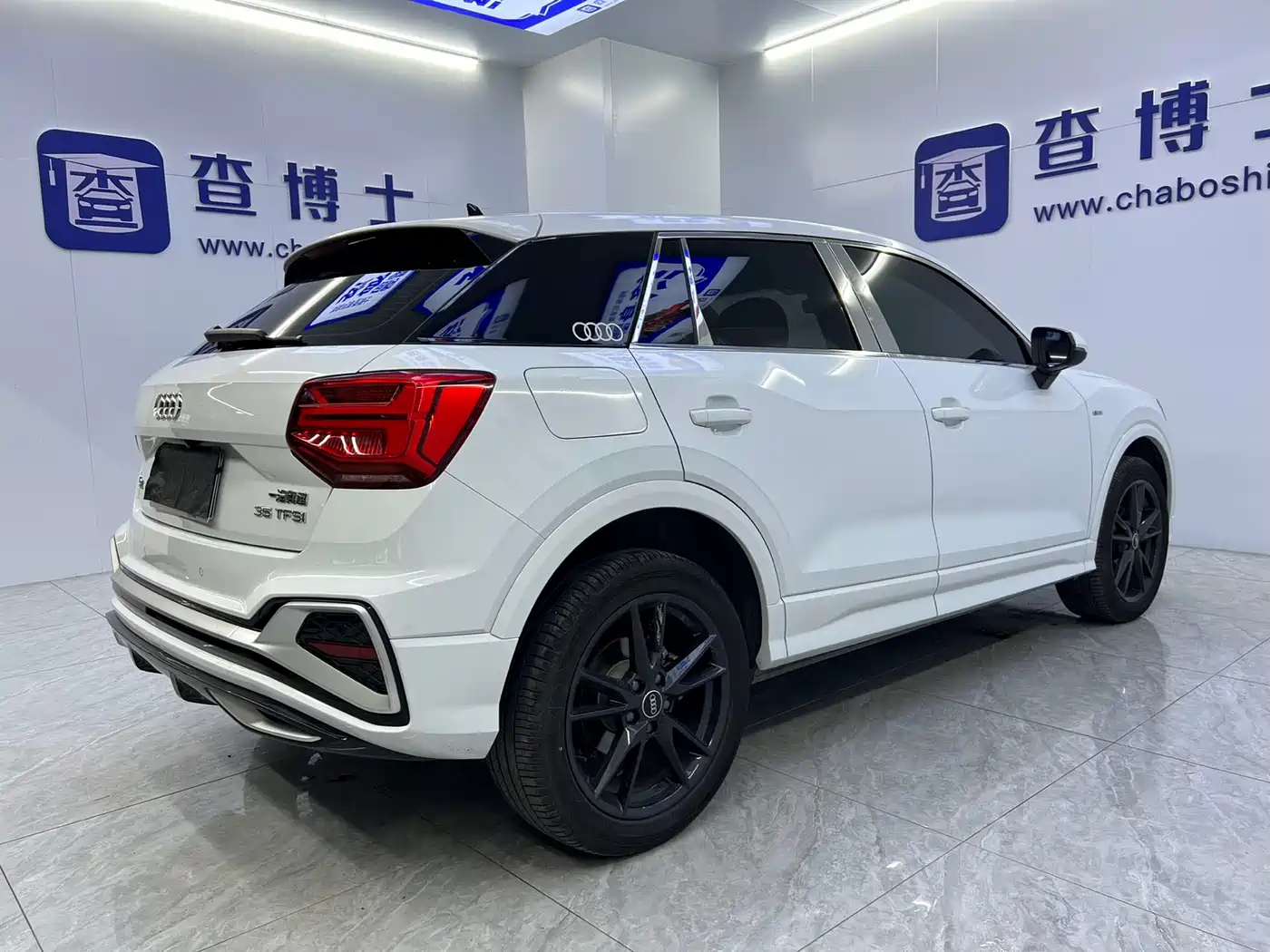 Audi Q2L id 4515303 из Китая 19