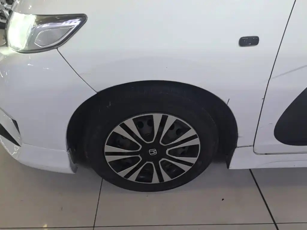 Honda Fit — миниатюра 23
