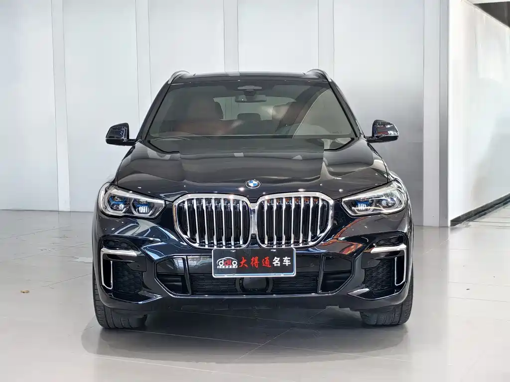 BMW X5 2022 xDrive 40Li M Sport